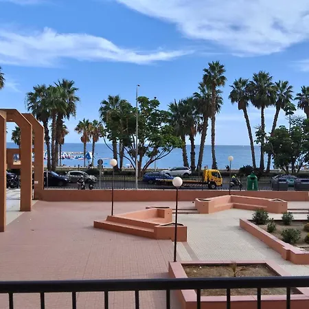 Con Espectaculares Vistas Y Terraza Málaga